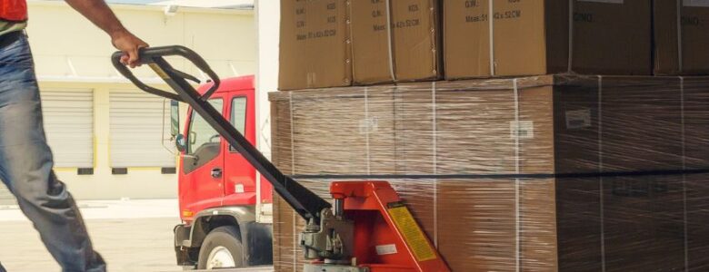 Zastosowanie folii w branży logistycznej i magazynowej – poznaj producenta Gabo